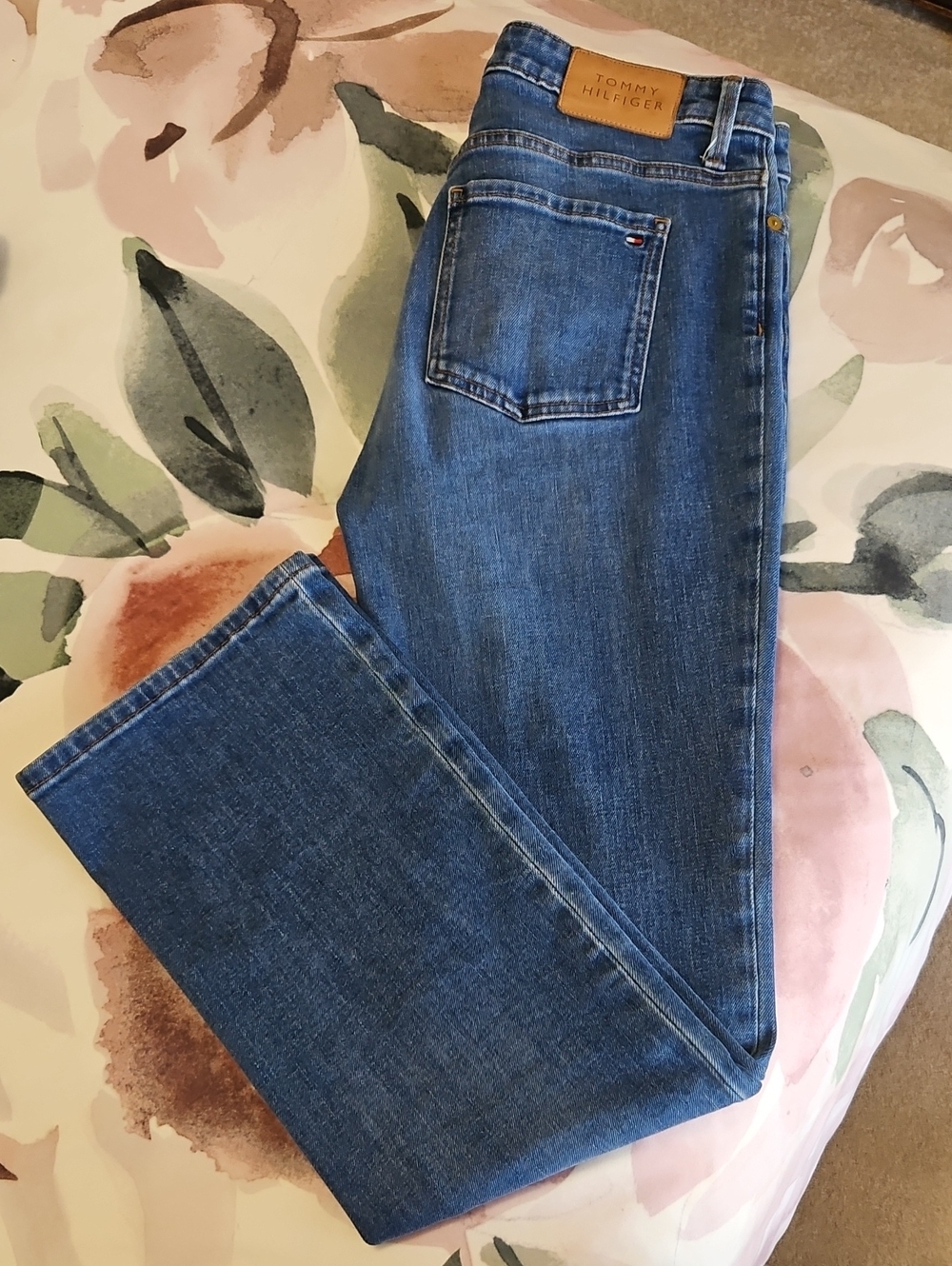 Tommy Hilfiger Women's Bootcut Blue Jeans